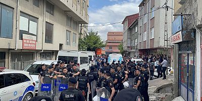 Beyoğlu'nda kentsel dönüşümdeki binaların su, elektrik ve doğal gazı kesildi