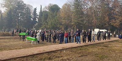 Bir ay içerinde 4 yakınını koronavirüs nedeni ile kaybeden imam;