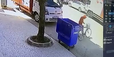Bisiklet hırsızlığı kamerada