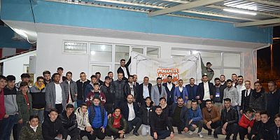 Bizlerin omuzlarında sadece ülkemizin değil,  İslam coğrafyasının da yükü var