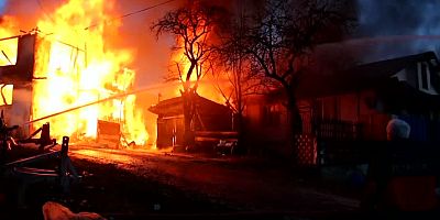 Bolu'da ahşap evde başlayan yangın söndürüldü