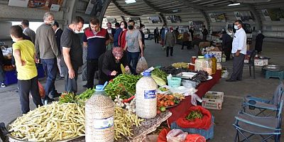 Bursa ‘Çiftçi Pazarı’ İnegöllü üreticilerin de yüzünü güldürüyor