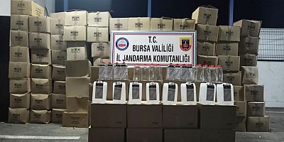 Bursa'da bir depoda 6 bin 44 litre etil alkol ele geçirildi