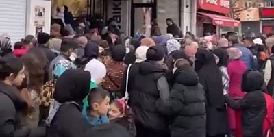 Bursa’da Bir mahalle birlik oldu, 390 ihtiyaç sahibi çocuğu böyle giydirdi