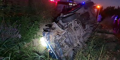 Bursa'da devrilen hafif ticari aracın sürücüsü hayatını kaybetti