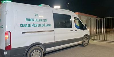 Bursa’da Elif Kumal'ın cenazesi Bursa Adli Tıp Kurumu'na getirildi