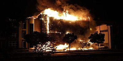 Bursa'da iş yerinde çıkan yangın söndürüldü