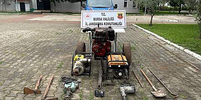 Bursa'da izinsiz kazı yapan 5 kişi fotokapanla yakalandı