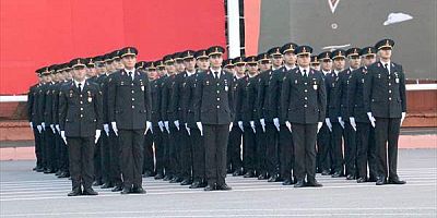 Bursa'da jandarma astsubay öğrencileri için mezuniyet töreni düzenlendi