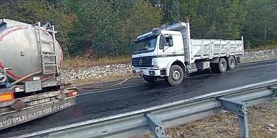 Bursa'da kontrolden çıkan tır istinat duvarına çarptı