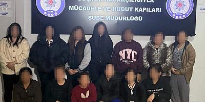Bursa'da masaj salonlarına eş zamanlı operasyon: 13 kaçak çalışan yakalandı