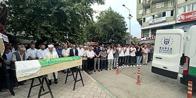 Bursa'da motosiklet kazasında hayatını kaybeden kişi doğum gününde defnedildi