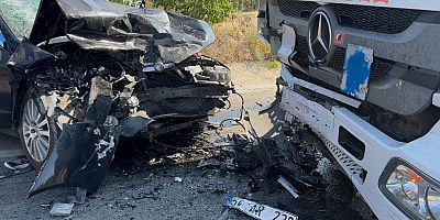 Bursa’da otomobil ile tır çarpıştı: 1 ölü, 2 ağır yaralı