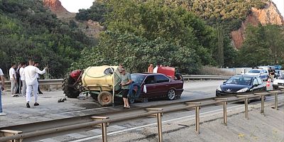 Bursa'da otomobil ile traktörün çarpışması sonucu 1 kişi yaralandı