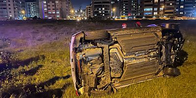 Bursa'da otomobil takla attı: 2 yaralı