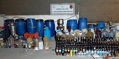 BURSA'DA SAHTE İÇKİYE JANDARMA'DAN OPERASYONU