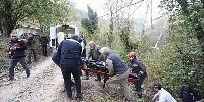 Bursa'da sürücüsü kalp krizi geçiren otomobil uçuruma devrildi