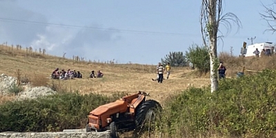 Bursa'da tarlaya giderken traktörle kaza yapan sürücü öldü, eşi yaralandı