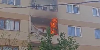 Bursa’da Yanık unutulan sigara balkonu küle çevirdi