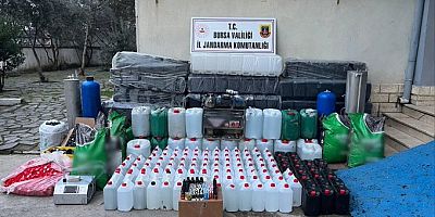 Bursa’da yer altına gizlenmiş kaçak alkol üretim tesisine büyük darbe