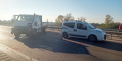 Bursa'da zincirleme trafik kazasında 9 kişi yaralandı