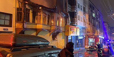 BURSA - İki katlı ahşap binada çıkan yangın söndürüldü