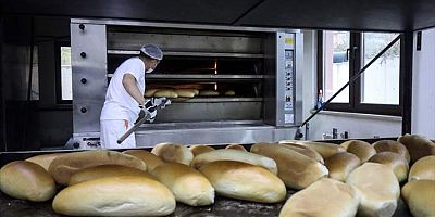 Bursa'nın Kestel ilçesinde 2,5 yıldır 400 gram ekmek 1 liraya satılıyor