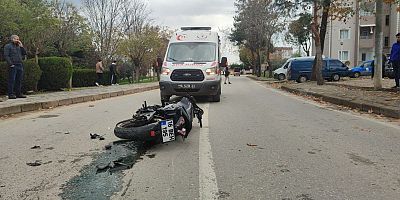 Bursa Orhangazi'de taksiyle çarpışan motosikletteki 2 kişi yaralandı