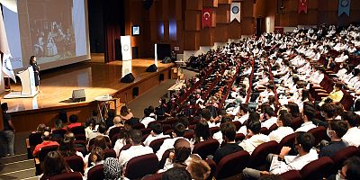 Bursa Uludağ Üniversitesince İsviçre'de görevli akademisyen çifte fahri profesörlük unvanı verildi
