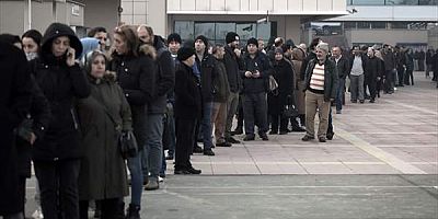 Bursa ve çevre illerde EYT'lilerin askerlik ve doğum borçlanması yoğunluğu