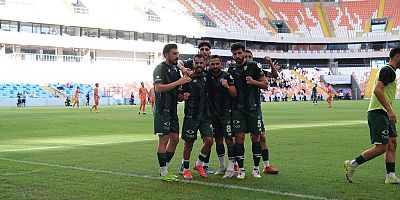 Bursaspor, Adanaspor’u 6-0 mağlup etti