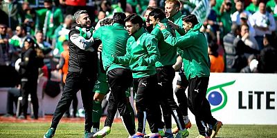 Bursaspor, TFF 2. Lig'e yükseldi