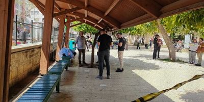 Cami avlusunda arkadaşını öldürdü