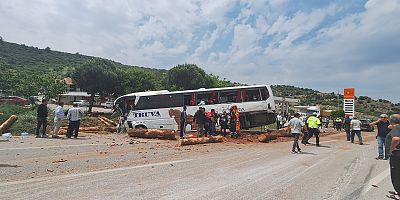 Çanakkale’de Feci Trafik Kazası: 8 Ölü, 21 Yaralı