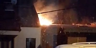 Çatıda Yakılan Ateş Mahalleliyi Ayağa Kaldırdı