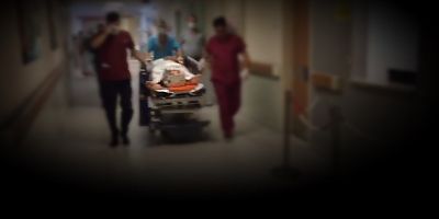 Çatıdan düşen kişi hayatını kaybetti