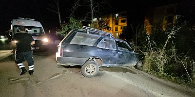Cerrah’ta Otomobil Şarampole Yuvarlandı