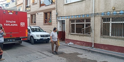 Çıkış nedeni bilinmeyen yangın mahalle sakinlerini korkuttu