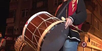 Davulcunun eşinden İnegöl’e mesaj