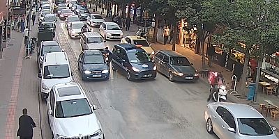 Direksiyon başında kalp krizi geçiren sürücüyü zabıtalar kurtardı