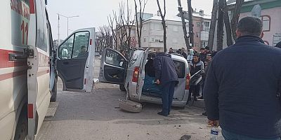 Direksiyon hakimiyetini kaybeden sürücü kaza yaptı