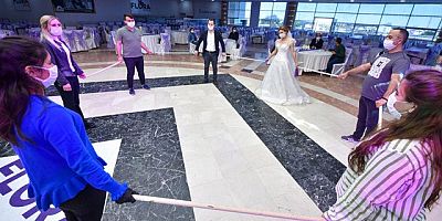 Düğünlere yeni öneri! 1,5 metrelik…