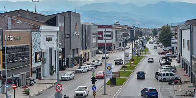 Dünya durdu, biz durmadık
