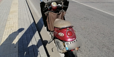 DURAN ARACA ARKADAN ÇARPTI!