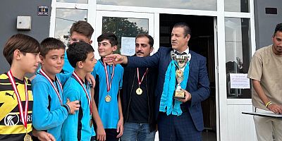 Edebey’de dereceye giren öğrenciler ödüllendirildi