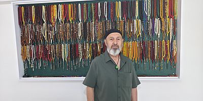 EMEKLİLİĞİNİ HOBİYLE SANATA DÖNÜŞTÜRDÜ: 400 TESPİH VE AHŞAP BİSİKLETLER