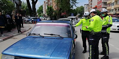 EMNİYET SÜRÜCÜLERİ BİLGİLENDİRDİ