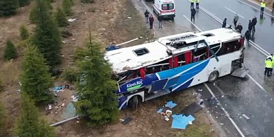 ESKİŞEHİR - Devrilen yolcu otobüsündeki 1 kişi öldü, 41 kişi yaralandı