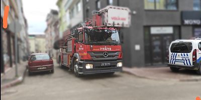 Evde mahsur kalan  küçük çocuğu  itfaiye ekipleri  kurtardı