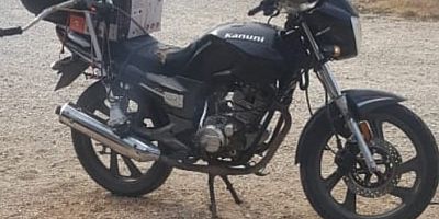 Evinin önüne park ettiği motosikleti çalındı